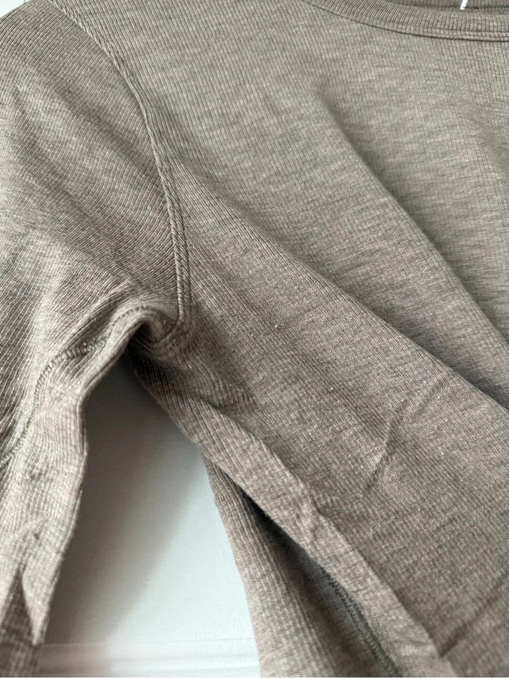 Lululemon Hold Tight Straight Hem Cropped Long Sleeve Shirt Warm Ash Gray